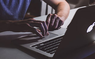 乐鱼app-克劳利镇阵容深度提升，红魔低调冲刺附加赛，克劳利狂潮