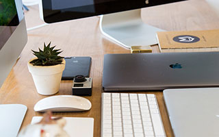 乐鱼电竞在线平台-克劳利镇边路渗透强，红魔力求连胜，克劳利在哪