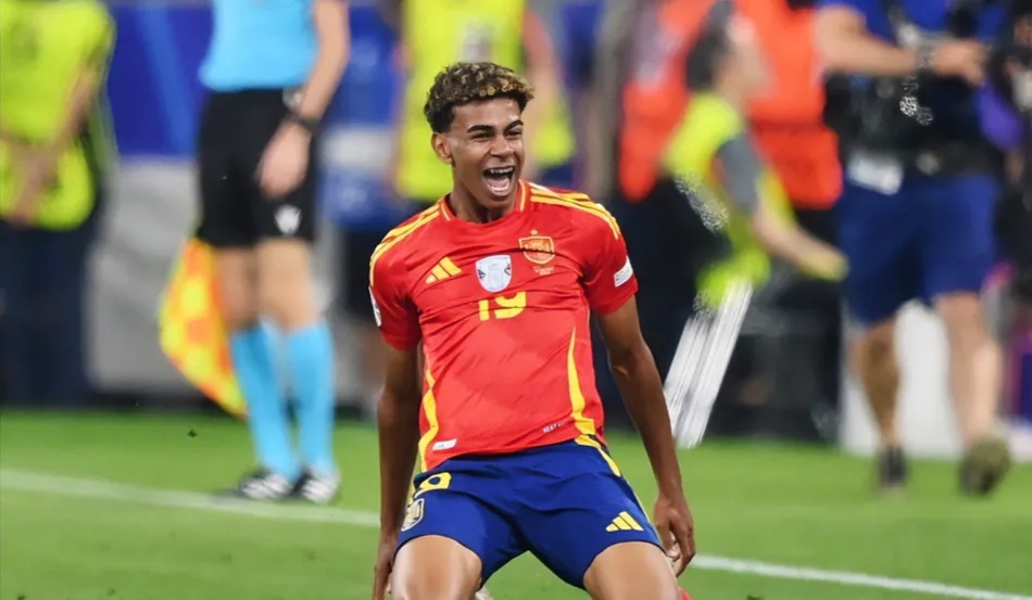 LEYU乐鱼体育官方网站-青年天才崛起：潜力无限的新星即将爆发的简单介绍