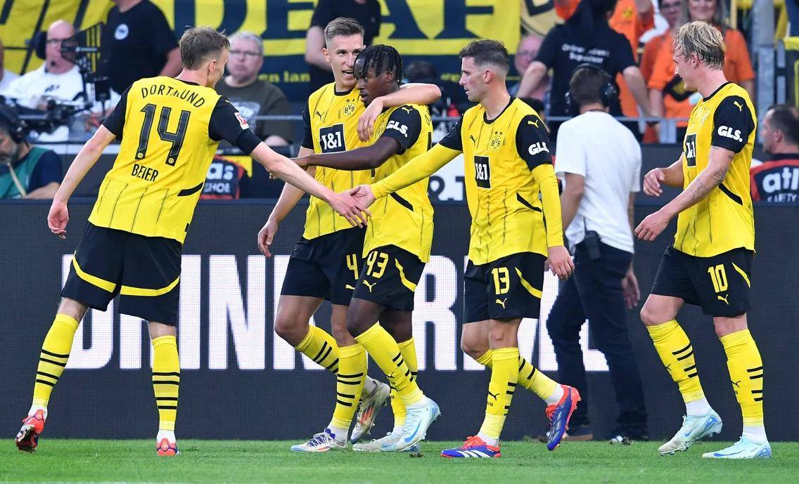 包含德甲:多特在客场逆转获胜,追逐拜仁压力继续的词条 包含德甲:多特在客场逆转获胜,追逐拜仁压力继续的词条