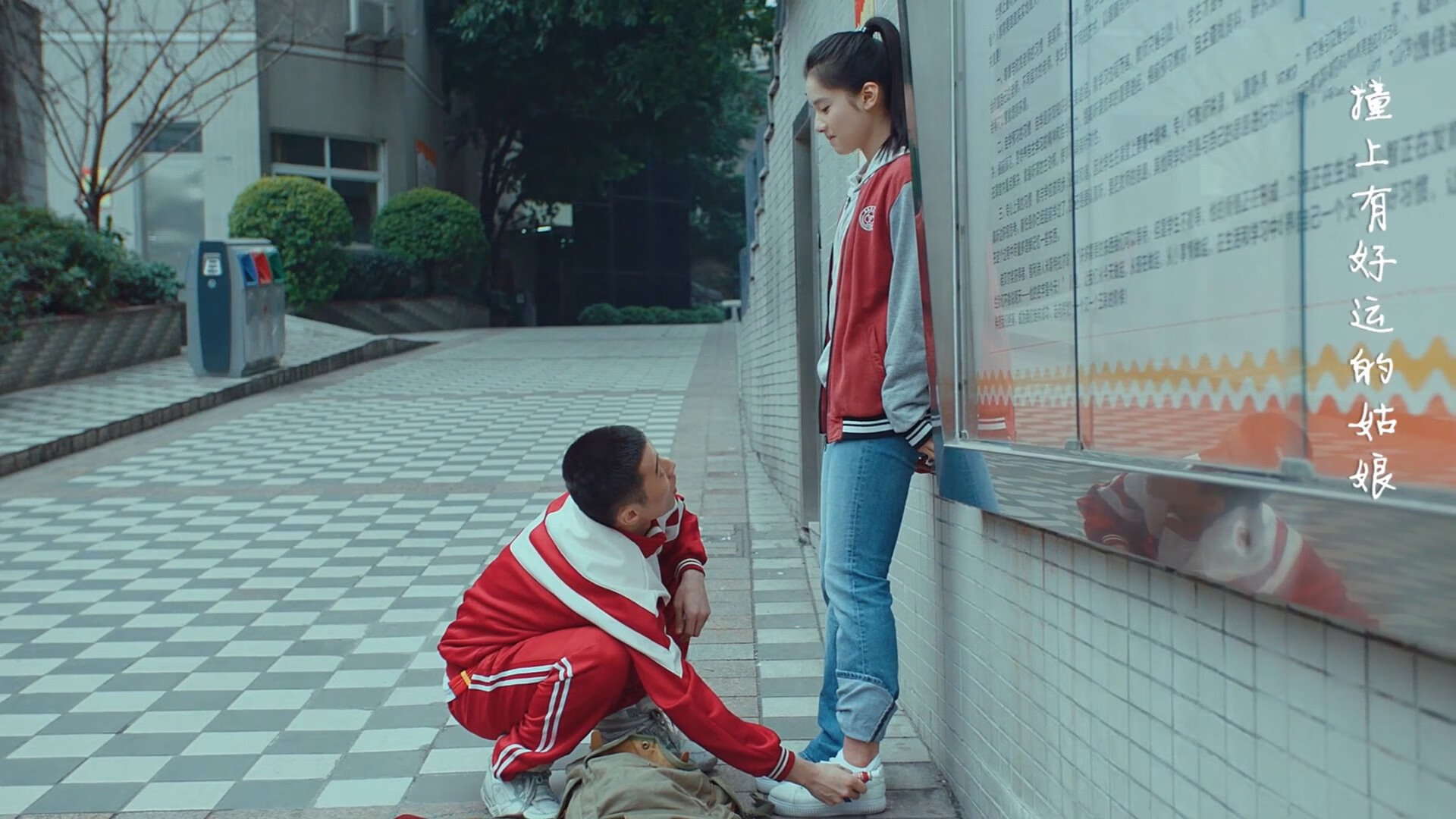 乐鱼体育(中国)官方网站-德甲激战，各队教练详解场上战术布置与数据支撑之间的关系，德甲教练名单