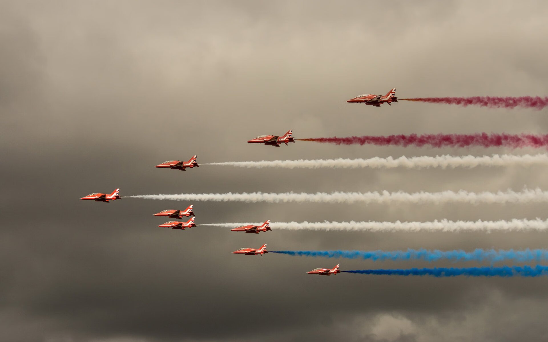 电竞赛事选手转会市场活跃，电竞选手转会期