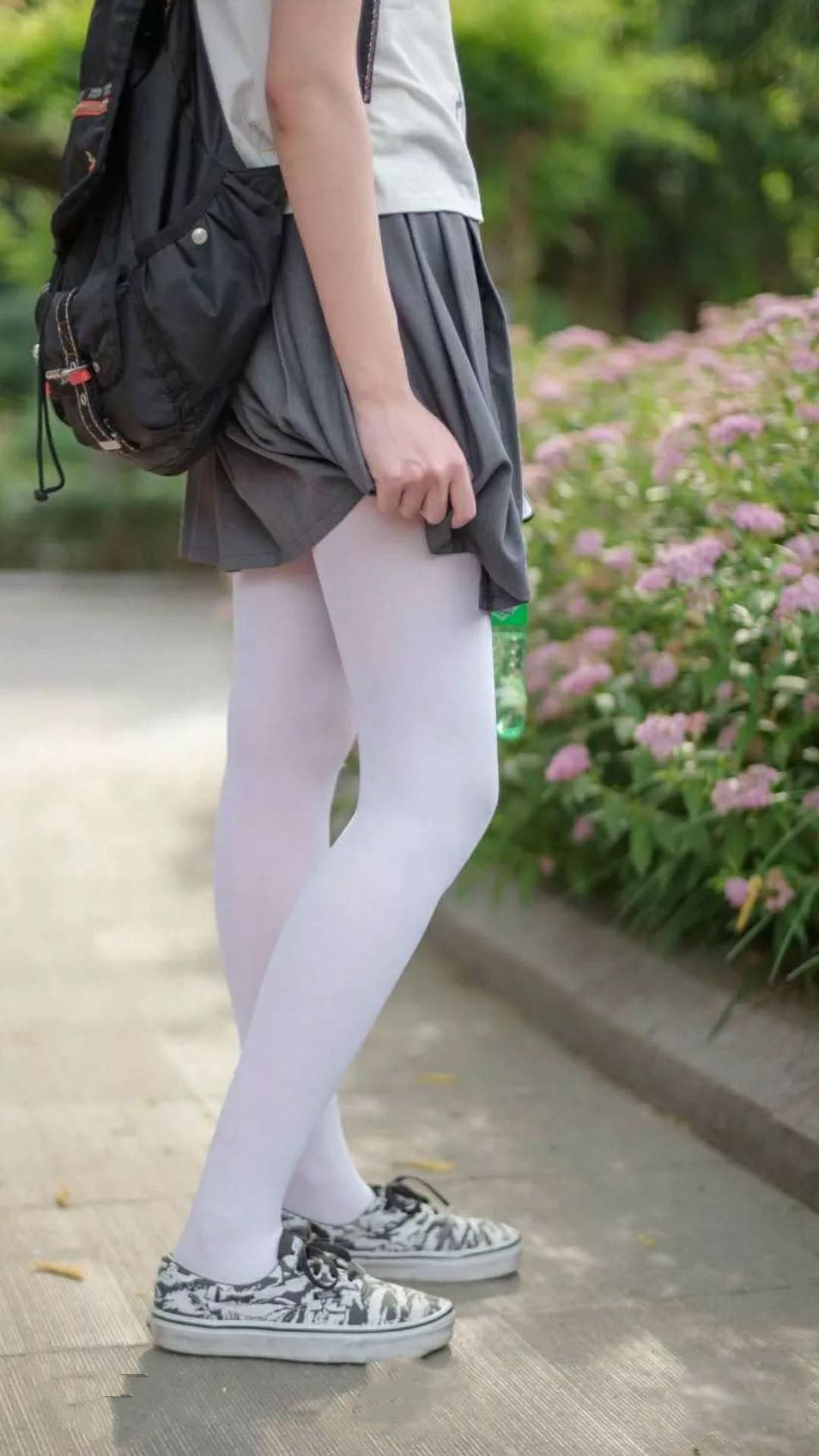 乐鱼电竞在线平台-巴黎圣日耳曼新援加盟，巴黎圣日耳曼新引进的队员