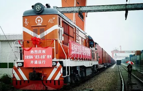 乐鱼体育:中国足球“一带一路”合作成“国际笑柄”，球迷：别再“丢人现眼”了！的简单介绍