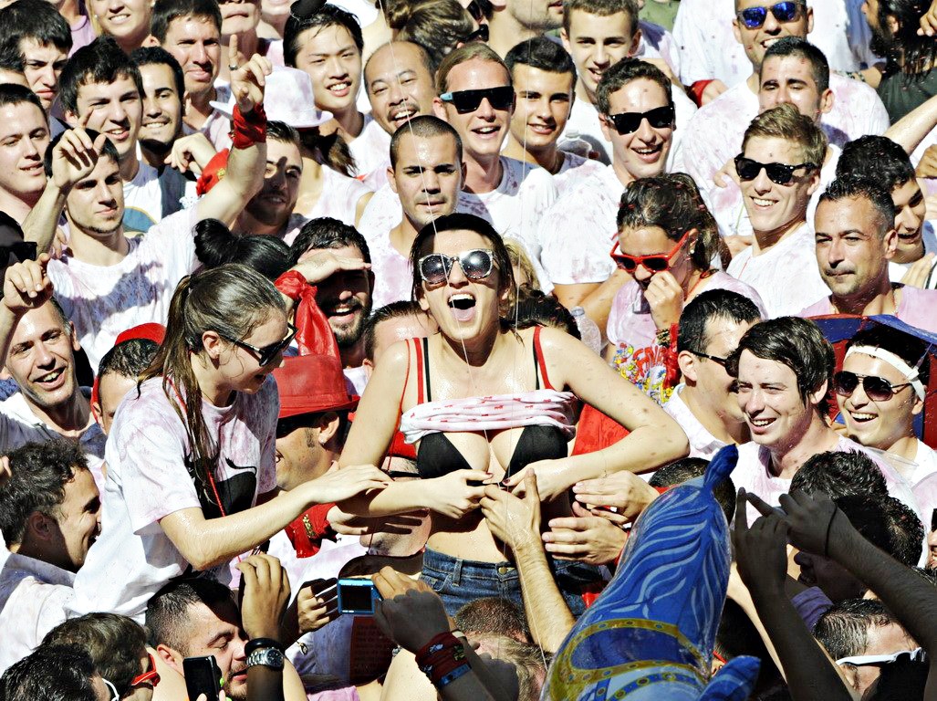 包含乐鱼体育:归化球员洛国富“激情四射”？球迷：除了激情，还有啥？的词条