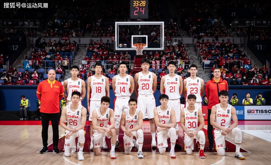 乐鱼体育：中国男篮历史上的经典防守战术回顾与分析：铁血防守，铸就辉煌的简单介绍